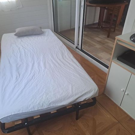 Hotel Chalet Pour 5 Personnes Equipe Sur Emplacement Privatif Dans Camping 4 Etoiles Appartenant Et Gere Par Un Particulier Foix Exteriér fotografie