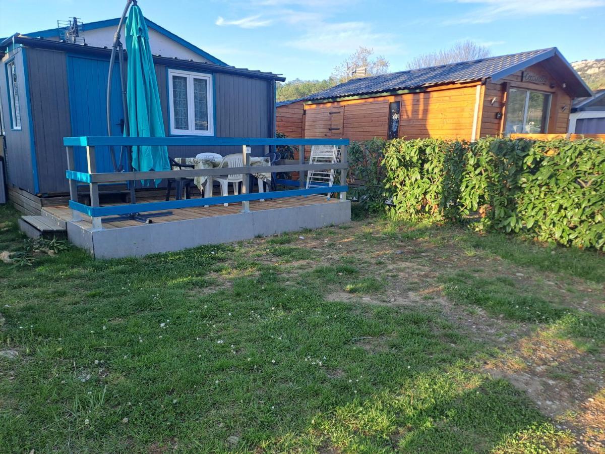 Hotel Chalet Pour 5 Personnes Equipe Sur Emplacement Privatif Dans Camping 4 Etoiles Appartenant Et Gere Par Un Particulier Foix Exteriér fotografie