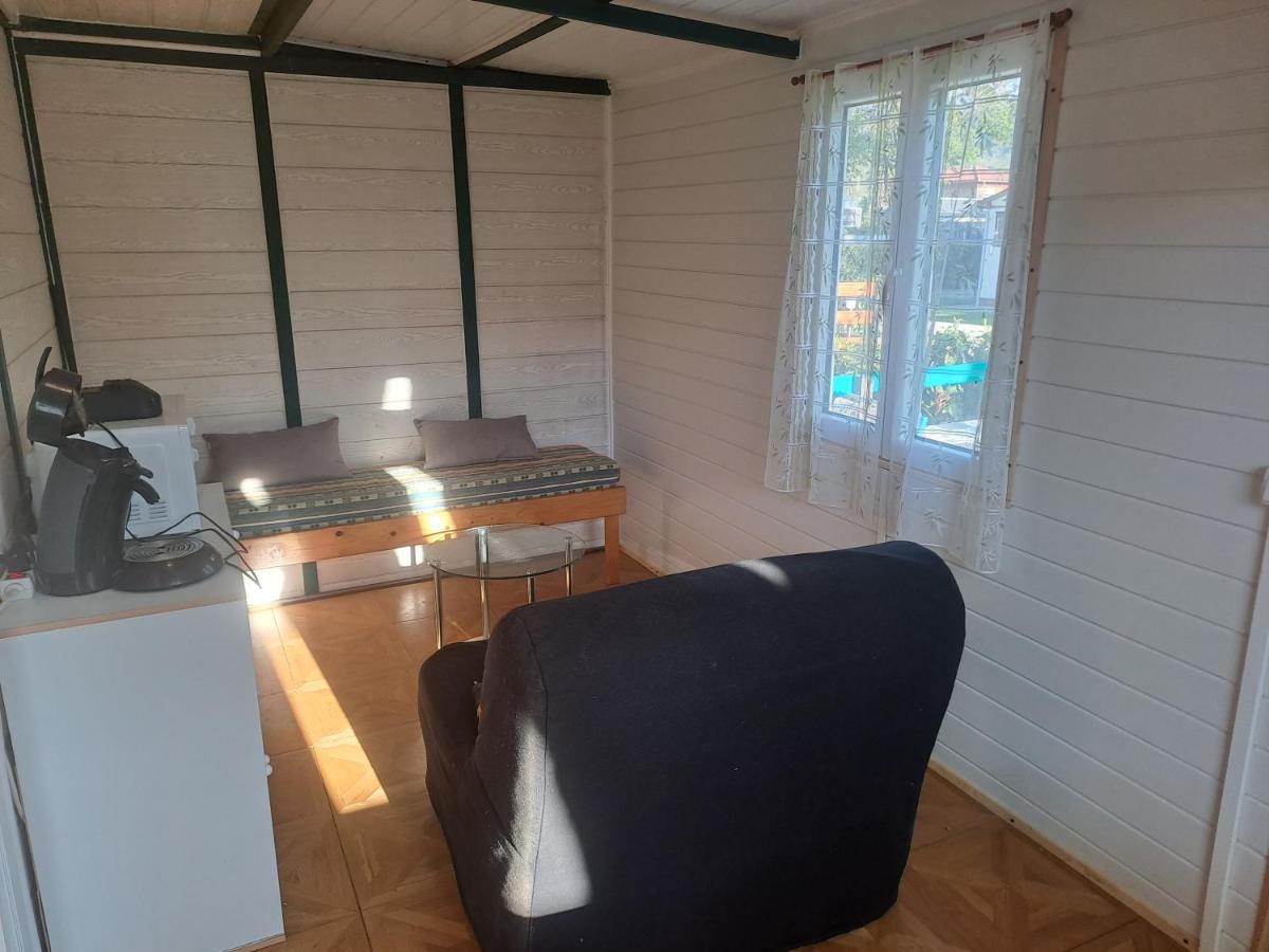 Hotel Chalet Pour 5 Personnes Equipe Sur Emplacement Privatif Dans Camping 4 Etoiles Appartenant Et Gere Par Un Particulier Foix Exteriér fotografie