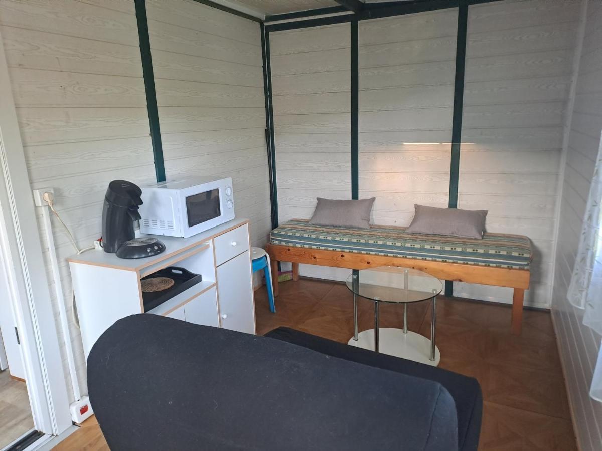 Hotel Chalet Pour 5 Personnes Equipe Sur Emplacement Privatif Dans Camping 4 Etoiles Appartenant Et Gere Par Un Particulier Foix Exteriér fotografie